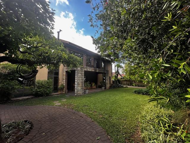 6 Bedroom Property for Sale in Pellissier Free State